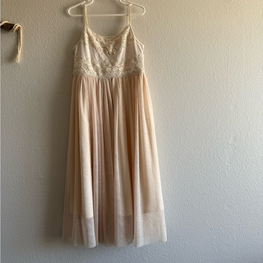 Zenzi Elegant Cream Lace Maxi Dress